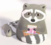 Kołdry i poduszki dla dzieci - Poduszka przytulanka 194 szop pracz - miniaturka - grafika 1