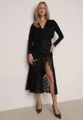 Spódnice - Czarna Spódnica z Satyny z Koronką i Rozcięciem na Nogę Doritana - miniaturka - grafika 1