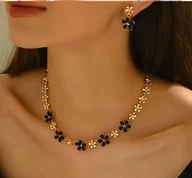 Kolczyki - Złoty Naszyjnik i Kolczyki z Czarnymi Kwiatami N-36 - miniaturka - grafika 1