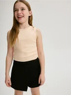 Spodnie i spodenki dla dziewczynek - Reserved - Szorty imitujące spódnicę - czarny - miniaturka - grafika 1