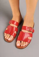 Klapki i japonki damskie - Czerwone Klapki z Ozdobnymi Wycięciami i Klamrą Penilea - Born2be - miniaturka - grafika 1