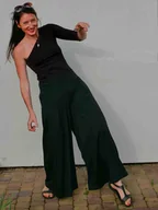 Spodnie sportowe damskie - Bawełna organiczna spodnie z szeroka nogawka - miniaturka - grafika 1