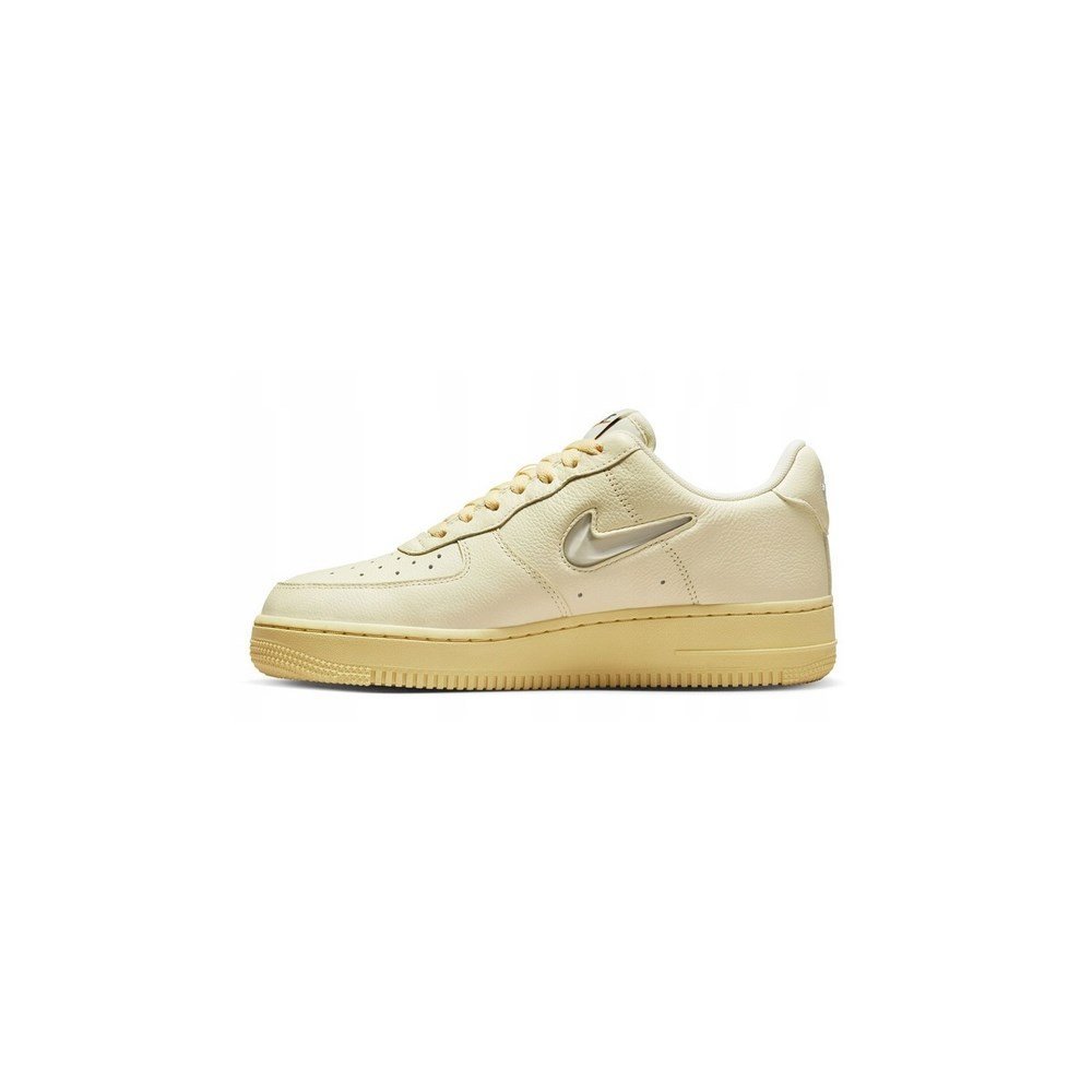 Buty Nike Wmns Air Force DO9456100