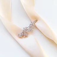 Ozdoby do włosów - Spinka do włosów srebrna z kwiatuszkami cyrkonie delikatna subtelna ozdoba - miniaturka - grafika 1