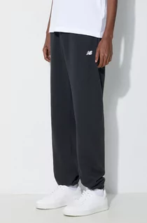Spodnie męskie - New Balance spodnie dresowe Essentials French Terry Jogger kolor czarny gładkie MP41519BK - grafika 1
