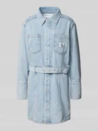 Sukienki - Sukienka jeansowa z paskiem w talii - miniaturka - grafika 1