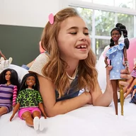 Lalki dla dziewczynek - Lalka Barbie Fashionistas Z Protezą Ciemne Włosy - miniaturka - grafika 1