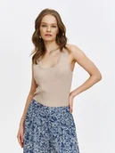 Swetry damskie - Beżowy top sweterkowy - miniaturka - grafika 1