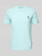 Koszulki męskie - T-shirt z wyhaftowanym detalem model ‘JEPPE’ - miniaturka - grafika 1