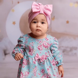 Czapeczki dla niemowląt - Bawełniany turban dla dziewczynki różowy - grafika 1