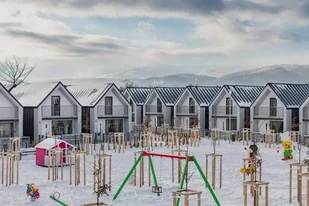 Tydzień w domku w górach – Holiday Park & Resort - Czasopisma - miniaturka - grafika 1