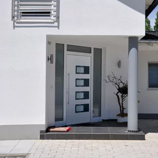 vidaXL Drzwi wejściowe, białe, 100x210 cm, aluminium i PVC - Dekoratorstwo - miniaturka - grafika 1