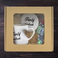 Kubki - Zestaw prezentowy - kubek serce i podkładka z nadrukiem + cukierki - miniaturka - grafika 1