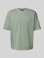 Koszulki męskie - T-shirt z detalem z logo - miniaturka - grafika 1