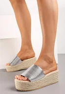 Klapki i japonki damskie - Srebrne Klapki na Platformie z Koturnem z Plecionki z Cholewką w Paski Rilindra - miniaturka - grafika 1