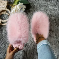 Kapcie damskie - TEMU Damskie Pluszowe Kapcie z Antypoślizgową Gumową Podeszwą - Ciepłe i Przytulne na Zimę / Do Domu i Na Zewnątrz, Czarny/Biały/Szary/Brązowy, - miniaturka - grafika 1