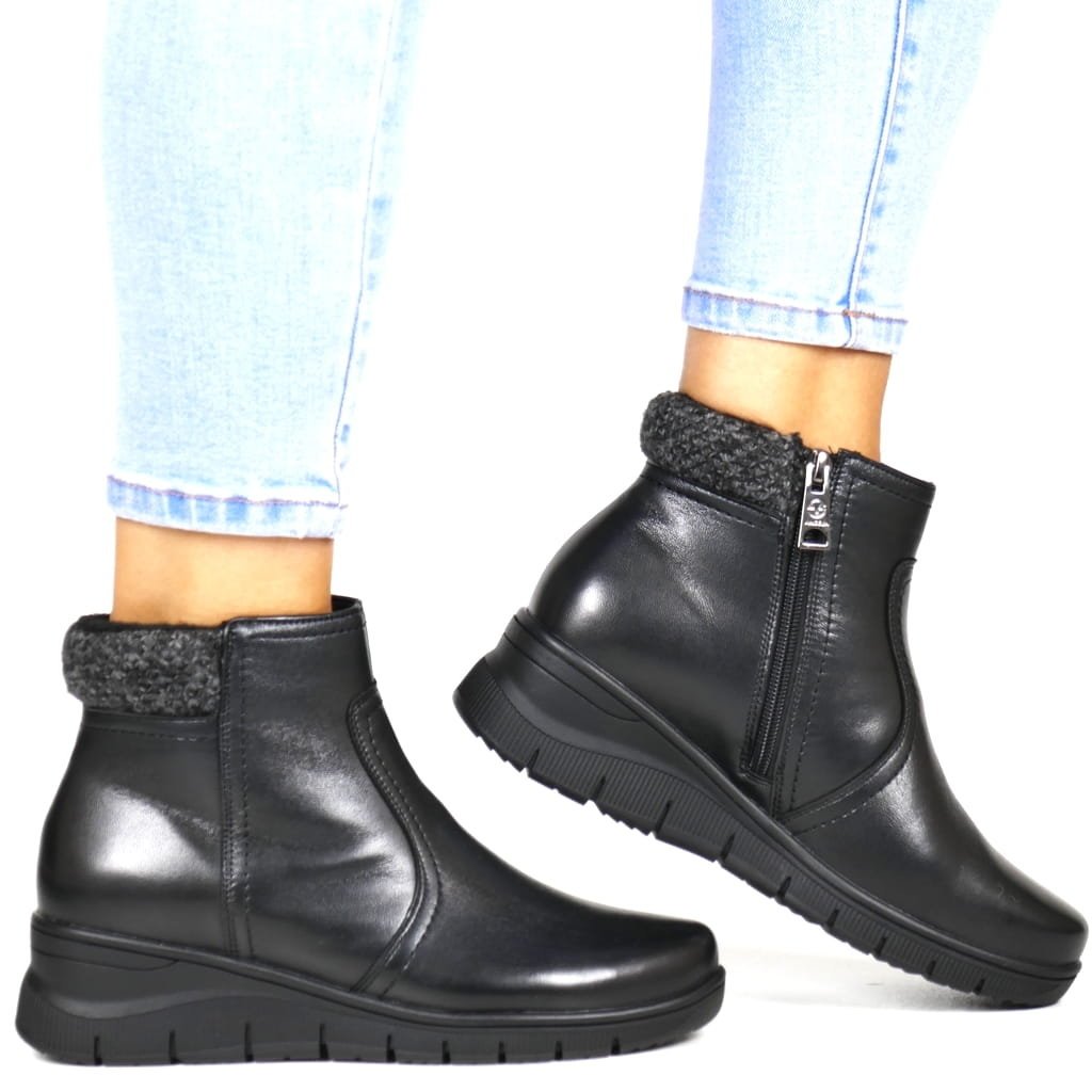 DAMSKIE BOTKI SKÓRZANE NA KOTURNIE VINCEZA 39962 CZARNE