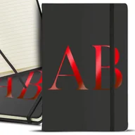Notesy i bloczki - PERSONALIZOWANY NOTES NOTATNIK RED CZARNY Z GUMKĄ A5 TWOJE INICJAŁY INICJAŁ - miniaturka - grafika 1