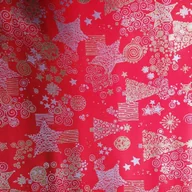Opakowania i torebki na prezenty - Fastima Papier czerwony do pakowania prezentów 70cmx10m 10m70 - miniaturka - grafika 1