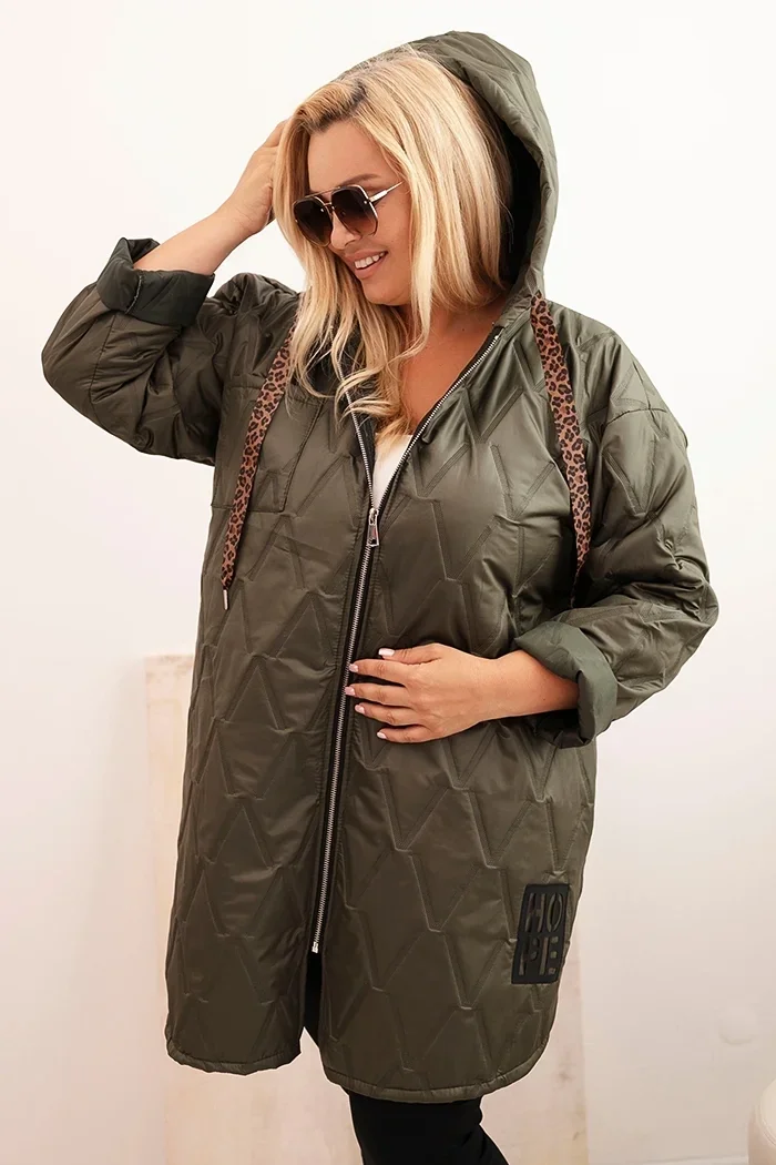 Kurtka damska Plus Size pikowana z kapturem i napisem HOPE khaki
