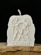 Świece - Świeca Sojowa Ozdobna Bliźnięta / Znak Zodiaku W Pudełku Prezentowym - miniaturka - grafika 1