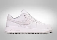 Koszykówka - NIKE AIR FORCE 1 LOW LUXE LIGHT BONE - miniaturka - grafika 1