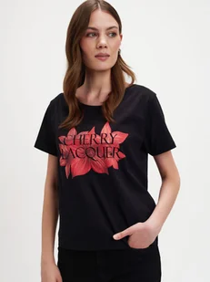 Czarny top z czerwonym nadrukiem - Koszulki i topy damskie - miniaturka - grafika 1