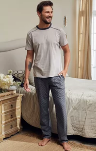 Beżowa piżama męska na krótki rękaw i długie spodnie Abel, Kolor beżowy-wzór, Rozmiar M, Italian Fashion - Intymna - Piżamy męskie - miniaturka - grafika 1