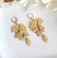 Kolczyki - NOWOŚĆ! - Kolczyki jesienne listki - bigle złote - miniaturka - grafika 1