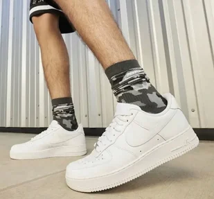 Nike buty męskie sportowe Air Force 1 07 rozmiar 46 - Buty sportowe męskie - miniaturka - grafika 1