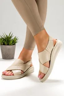 Beżowe sandały skórzane damskie na koturnie z gumką paski na krzyż PRODUKT POLSKI Casu 40392-39 - Moda i Uroda OUTLET - miniaturka - grafika 1