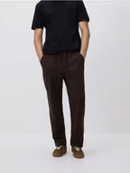 Dresy męskie - Reserved - Spodnie z wiązaniem - brązowy - miniaturka - grafika 1