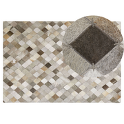Dywany - Beliani Dywan patchwork skórzany szaro-brązowy 140 x 200 cm BANAZ - miniaturka - grafika 1