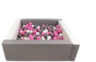 Suche baseny - Kwadratowy suchy basen z ekoskóry z 300 piłeczkami (biały, szary/biały, pudrowy róż, szary) - miniaturka - grafika 1