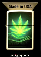 Trafika - Zapalniczka Zippo Glowing Leaf 48899 - miniaturka - grafika 1