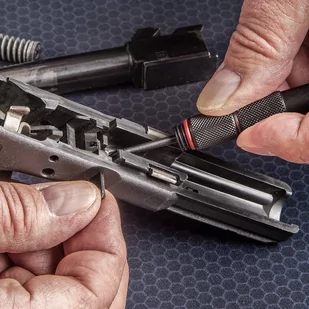Real Avid - Przyrząd 2-in-1 Tool do pistoletów Glock - AVGLOCK21 - Konserwacja broni - miniaturka - grafika 2