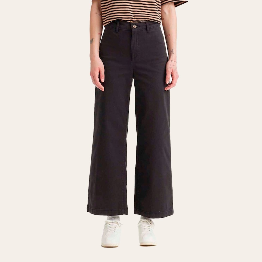 LEVI'S CZARNE SPODNIE CASUAL PROSTE DŁUGIE Z GUZIKIEM 27/31 XTA