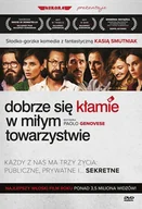 Komedie DVD - Dobrze się kłamie w miłym towarzystwie DVD - miniaturka - grafika 1