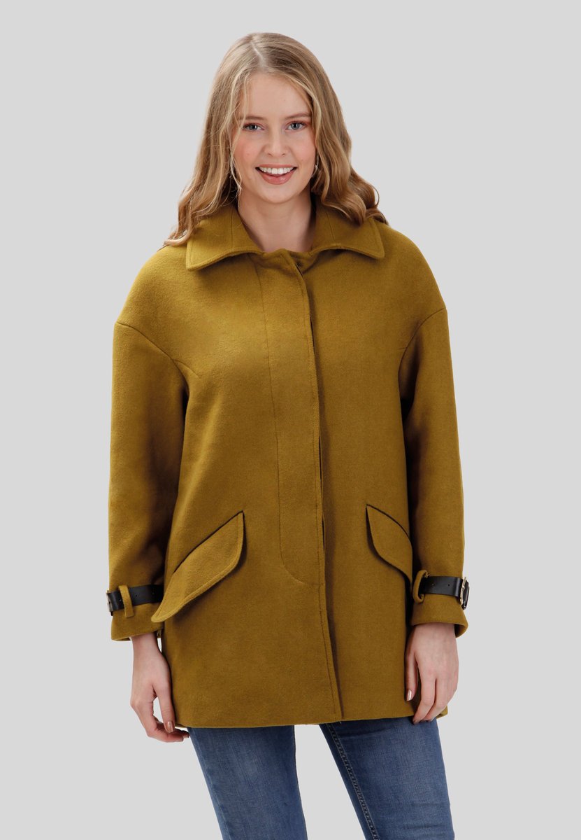 Wełniany Płaszcz Damski z Ozdobnymi Paskami