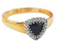 Pierścionki - Złoty szeroki pierścionek 585 z czarną trójkątną cyrkonią 14kt cyrkonie - miniaturka - grafika 1