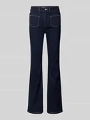 Spodnie damskie - Jeansy o rozkloszowanym kroju z mieszanki bawełny - miniaturka - grafika 1