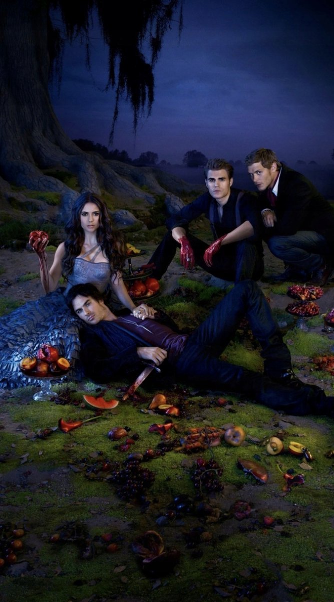 PUZZLE PAMIĘTNIKI WAMPIRÓW DAMON ELENA A3 252 el z Nadrukiem + IMIĘ Pudełko