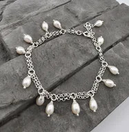 Bransoletki - Srebrna bransoletka z perłami Bride - miniaturka - grafika 1