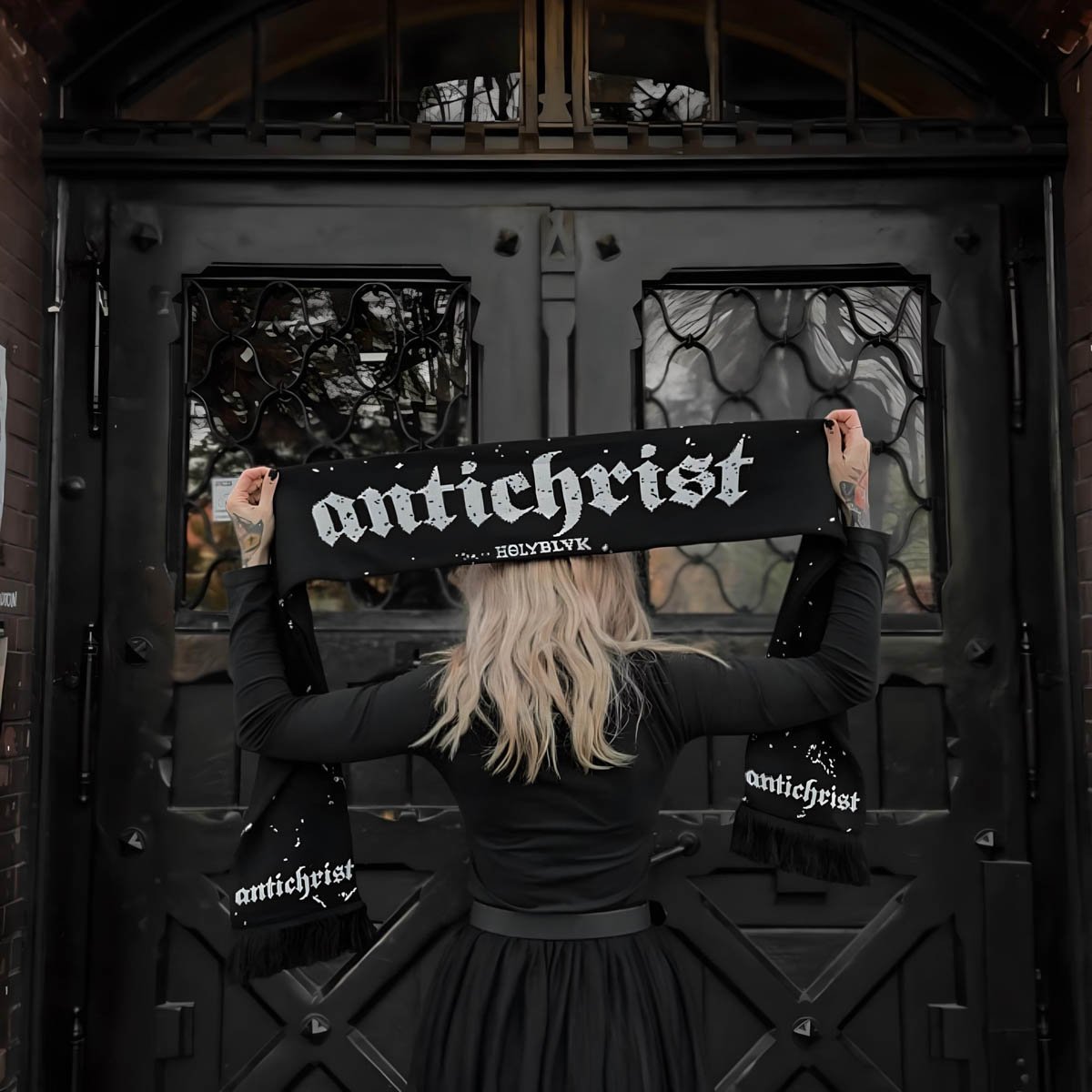 Szalik Holy Blvk XXL Antichrist