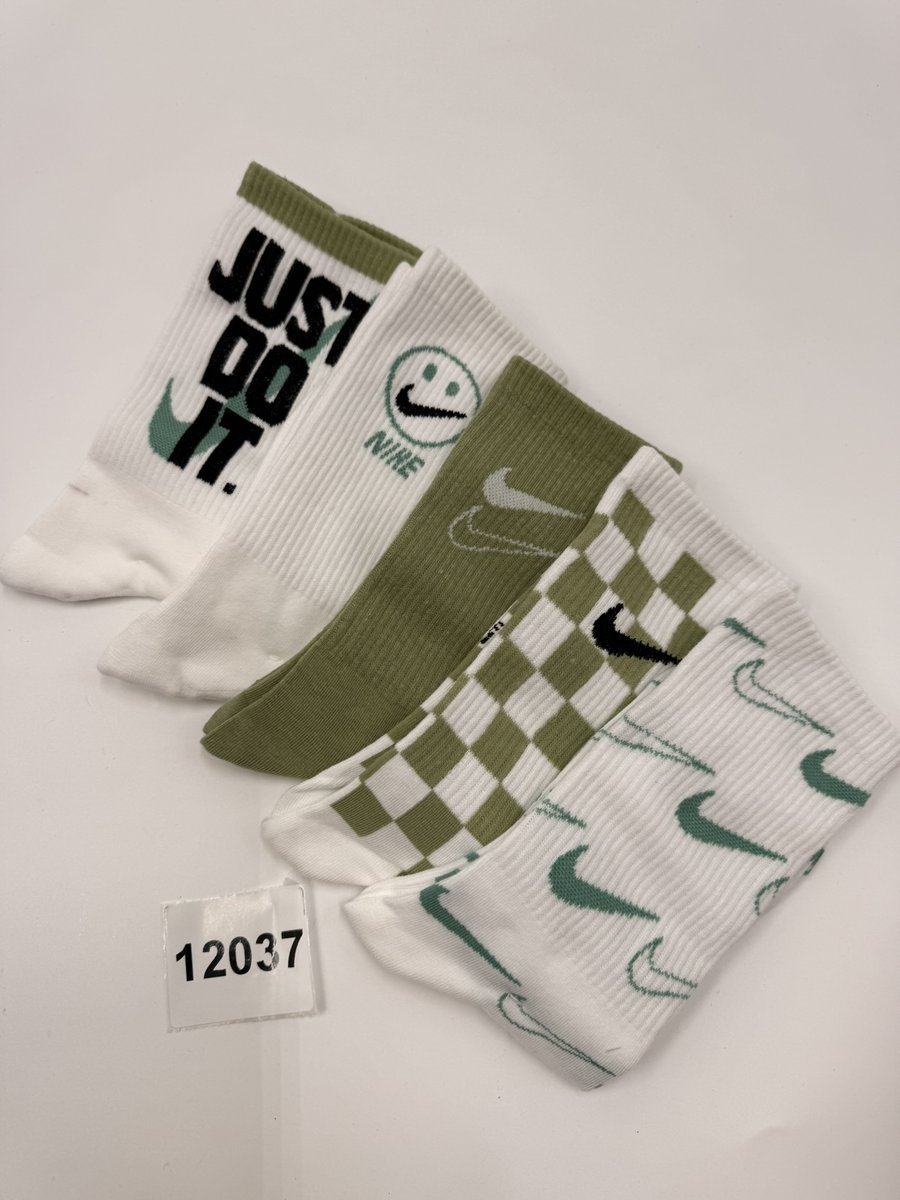Damskie długie skarpety NIKE rozmiar 39-42 pięć par (12037w7