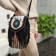 Torebki damskie - Torebka skórzana ręcznie robiona Sikara z frędzlami - miniaturka - grafika 1