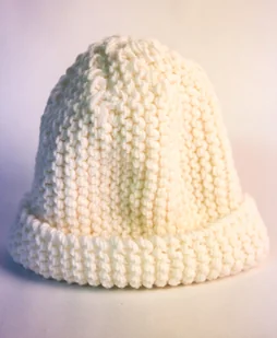 Ciepła Czapka Smerfetka Biała - Czapki damskie - miniaturka - grafika 1