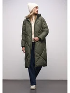 Kurtki damskie - Street One Kurtka zimowa w kolorze zielonym - miniaturka - grafika 1