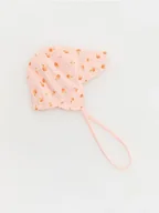 Buciki dla niemowląt - Reserved - Czapka z daszkiem w owocowy wzór - pastelowy róż - miniaturka - grafika 1