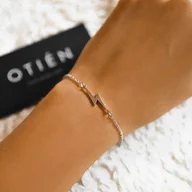 Bransoletki - Bransoletka symbol Piorun srebrna - miniaturka - grafika 1